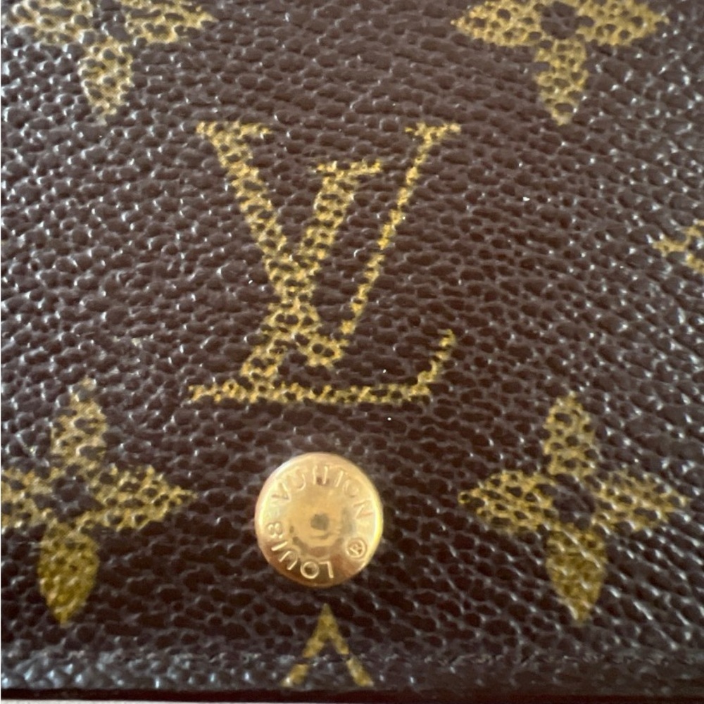 Authentic Louis Vuitton Monogram Wallet - Picture 3 of 16